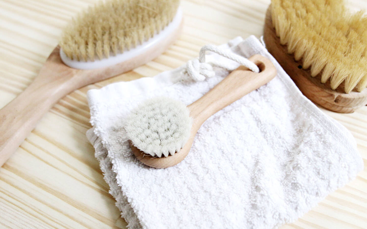 How to Dry Brush: a Guide to Everything You Need to Know
