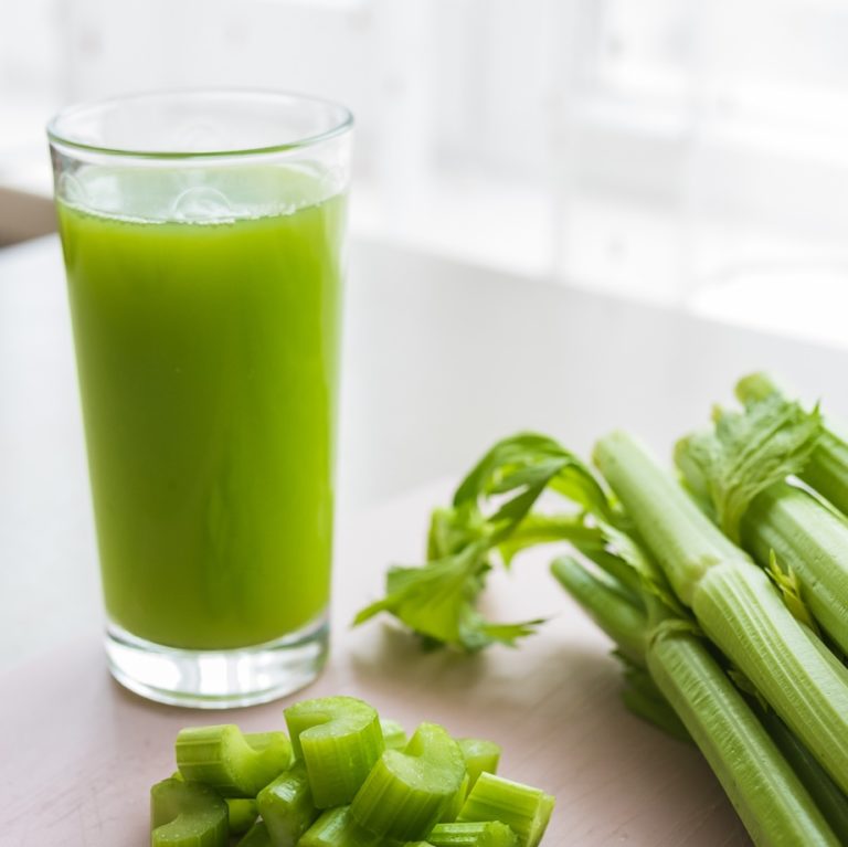 How to Make Celery Juice Without a Juicer