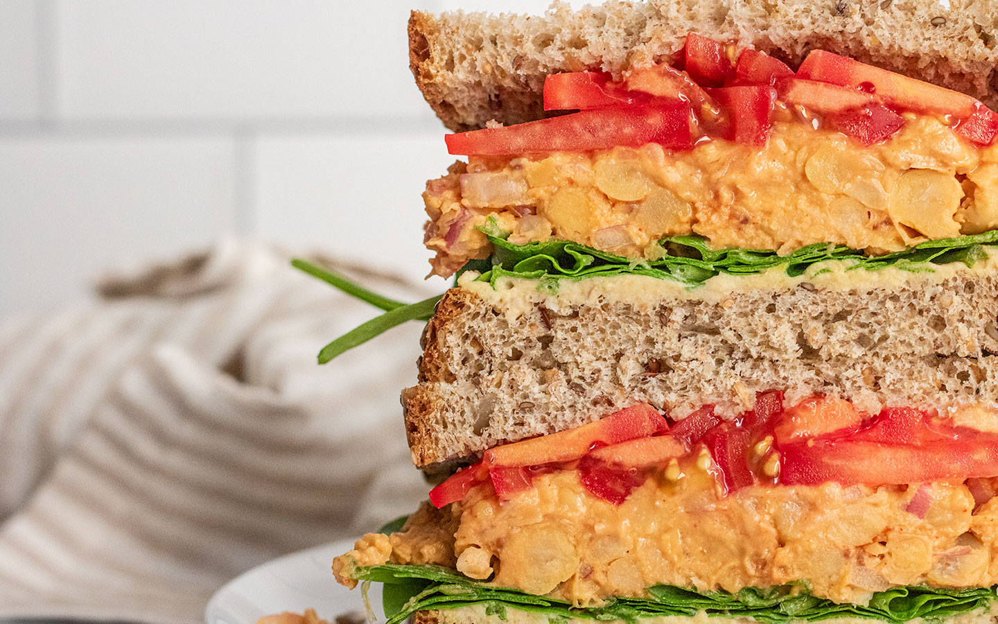 Spicy Chickpea Salad Sandwhich