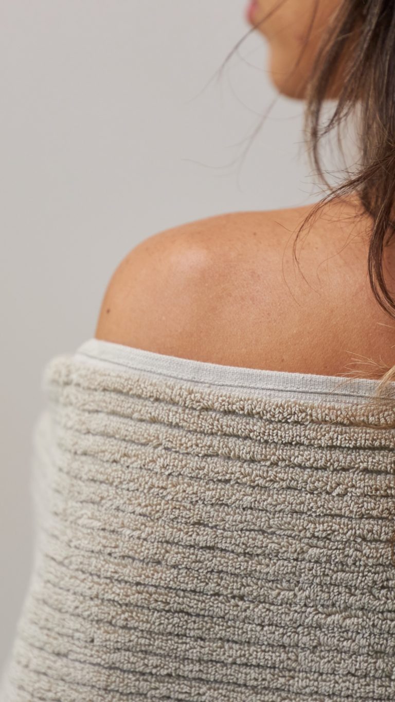 How Often Should You Replace Bath Towels and Bedding? Avocado Green