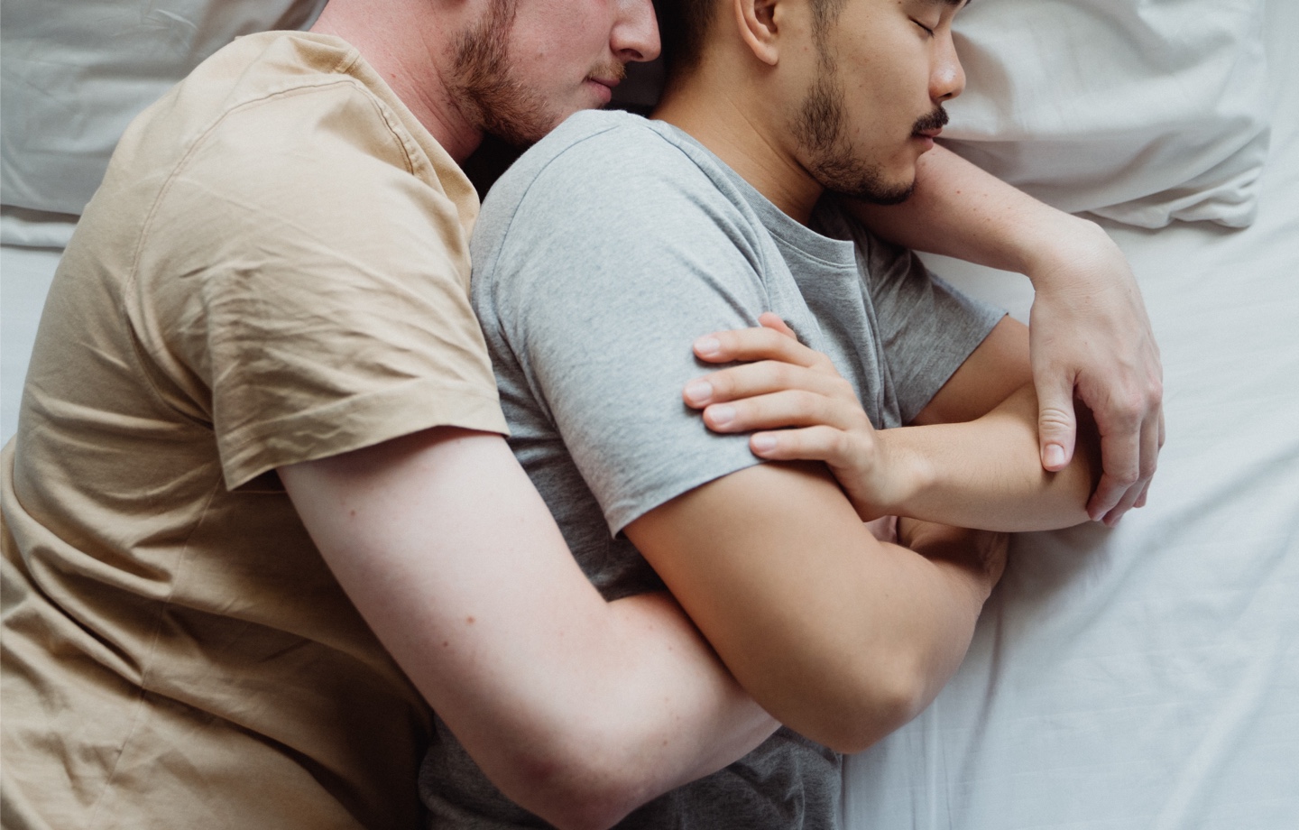 couple sleeping in bed