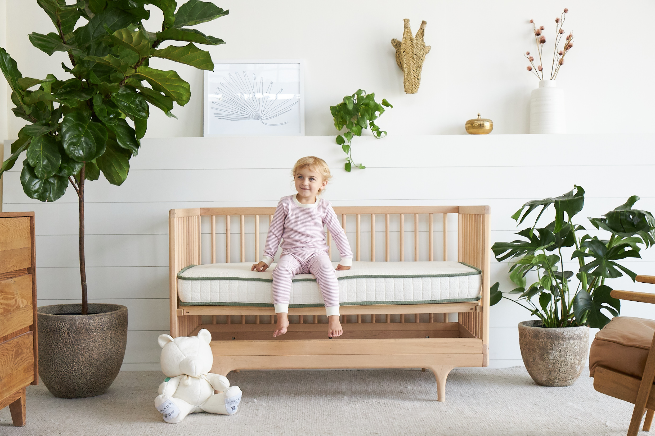 Avo Organic Crib Mattress with Child