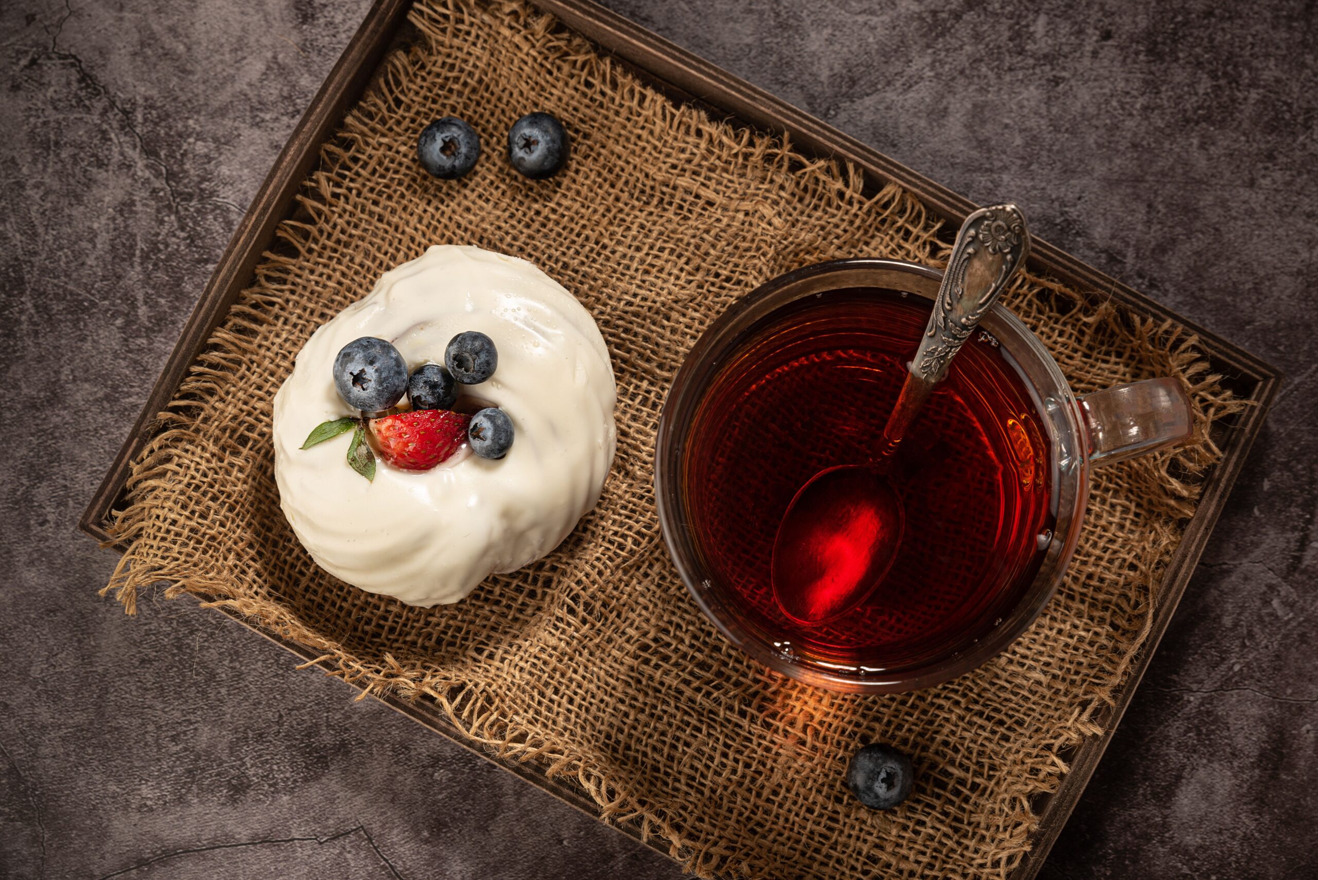 yogurt and tea